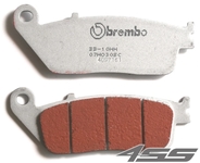Přední sportovní brzdové destičky Brembo 07HO30SR Sinter (Cesta/Okruh)